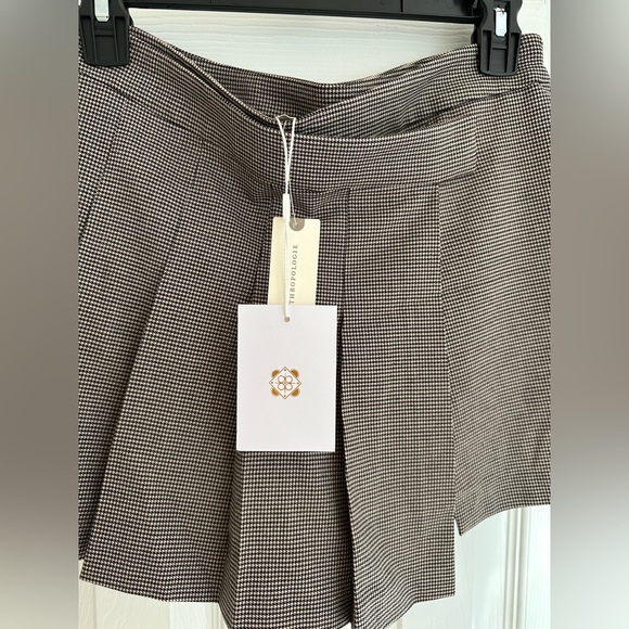 NWT Wayf Anthropologie Women’s Small Houndstooth Asymmetrical Pleated Mini Skort - Picture 11 of 13